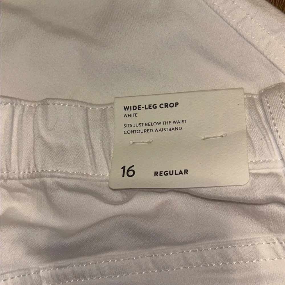 J. Jill Wide-Leg Welt-Pocket Crops - Picture 6 of 8